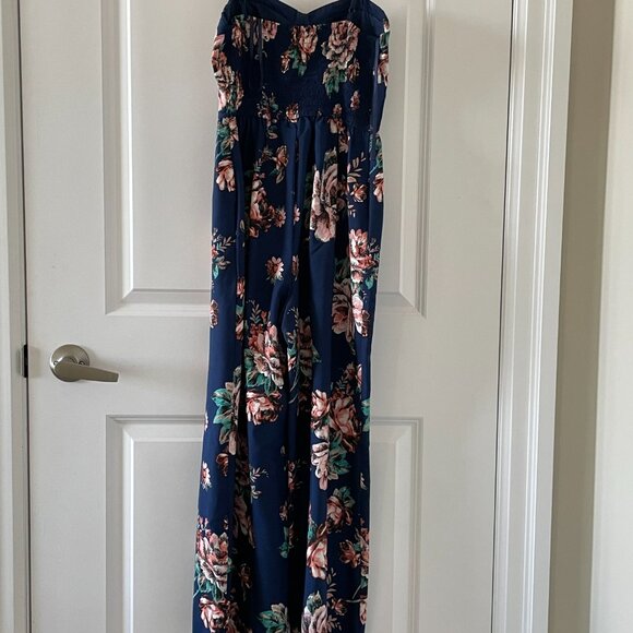 Jumpsuit - Picture 4 of 7